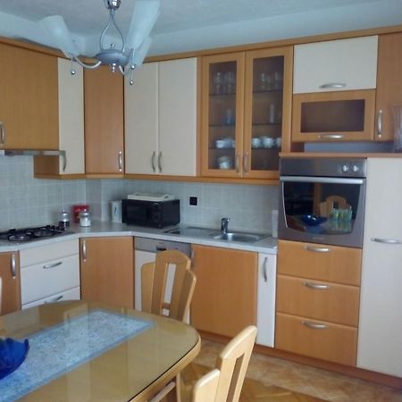 Apartment Rose Solin Luaran gambar