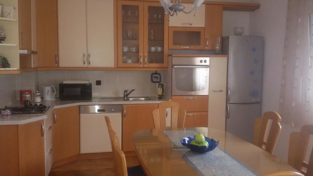 Apartment Rose Solin Luaran gambar